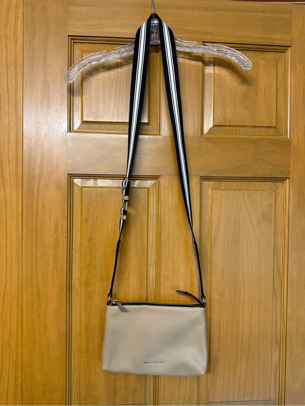 Marc Jacobs Cosmo Crossbody bag with Black & White Strap